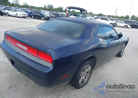 2013 Dodge Challenger Sxt from USA, damaged, VIN 2C3CDYAG7DH704987